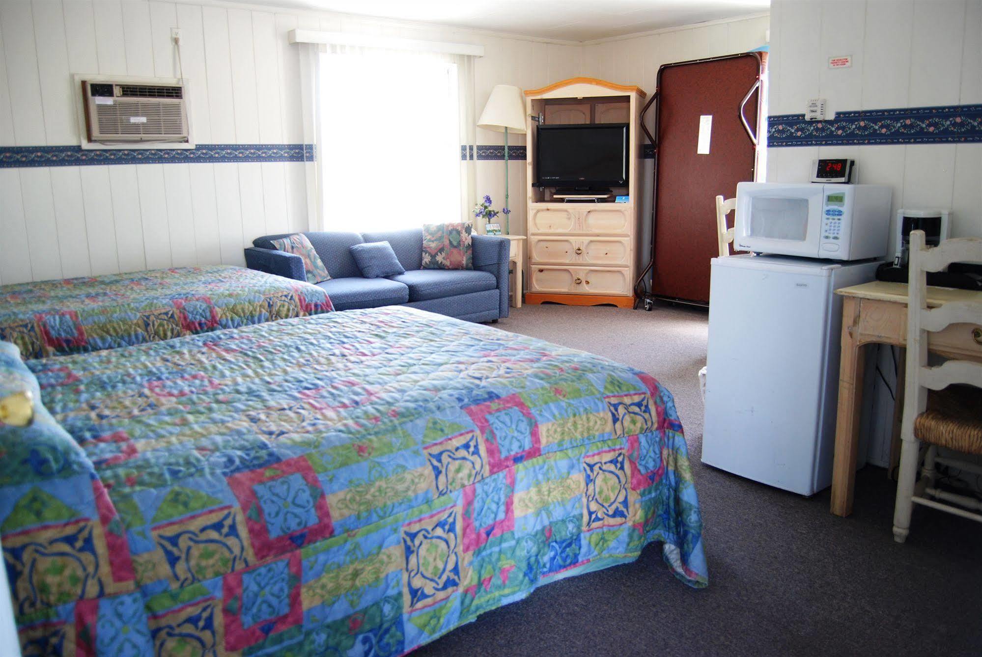 Motel Redwood